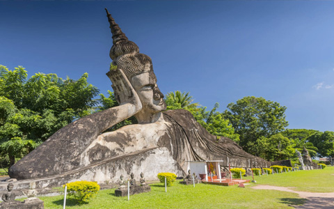 6 Days Essential Vientiane to Luang Prabang Tour